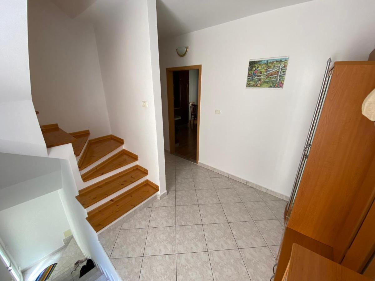 Shadi Apartment Capodistria Esterno foto