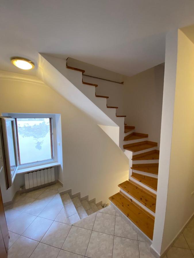 Shadi Apartment Capodistria Esterno foto